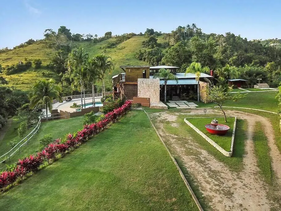 3 Bed 2 Bath W Pool @ Juncos Villa Canovanas Semesterbostad