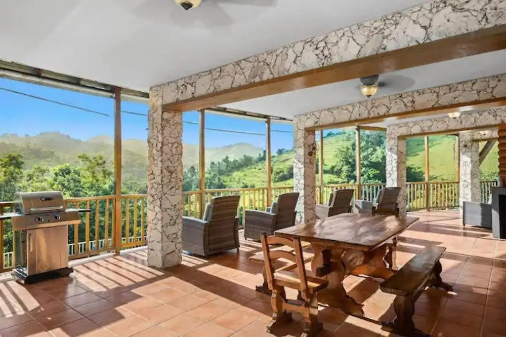 3 Bed 2 Bath W Pool @ Juncos Villa Canovanas