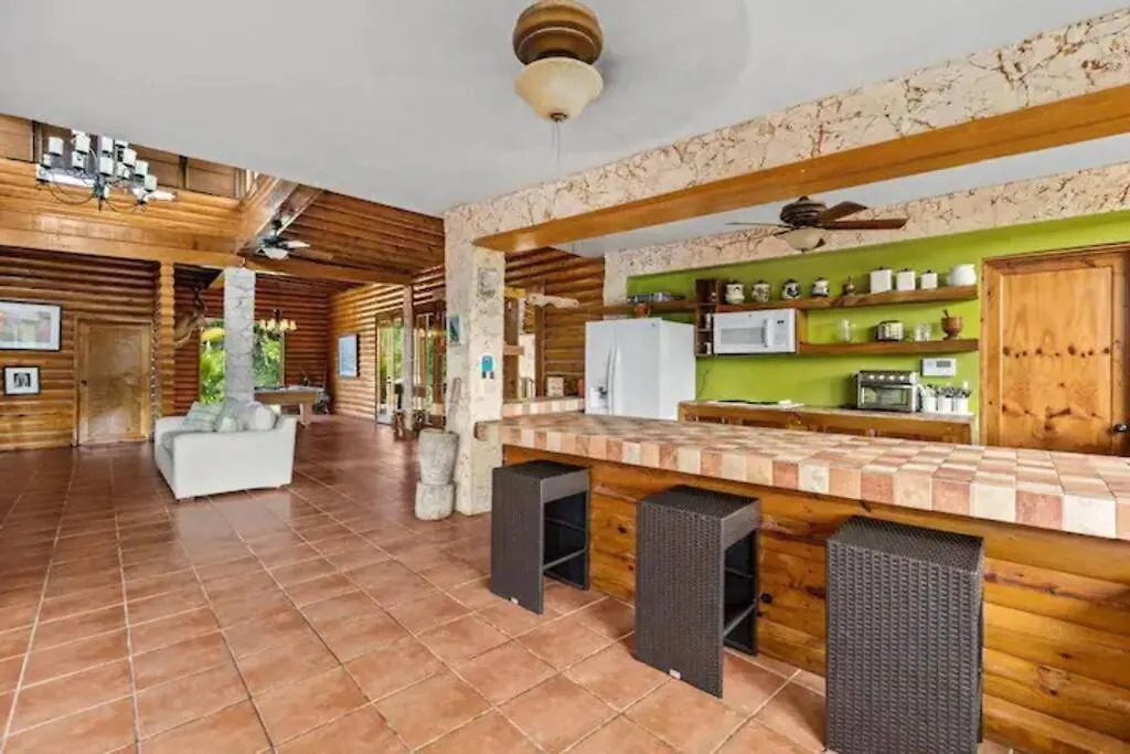 Semesterbostad 3 Bed 2 Bath W Pool @ Juncos Villa Canovanas